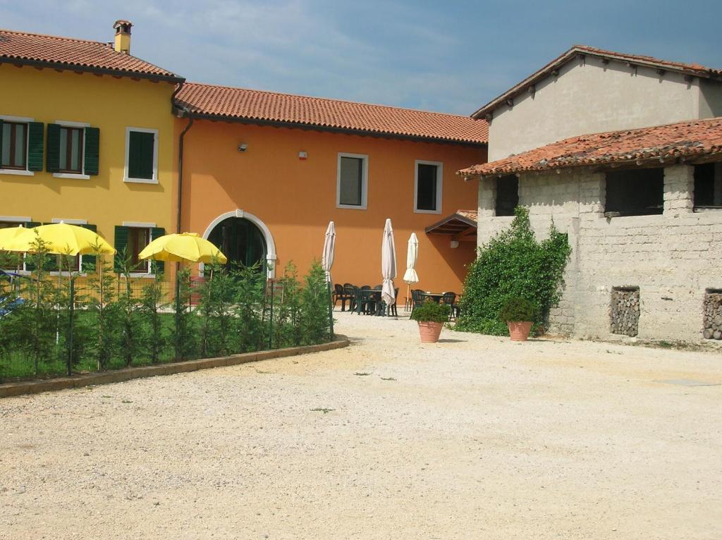 Agriturismo Colombarola Сона Екстериор снимка