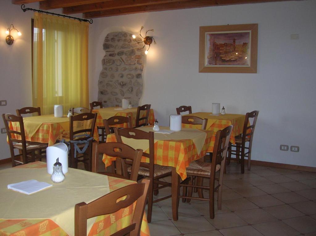 Agriturismo Colombarola Сона Екстериор снимка